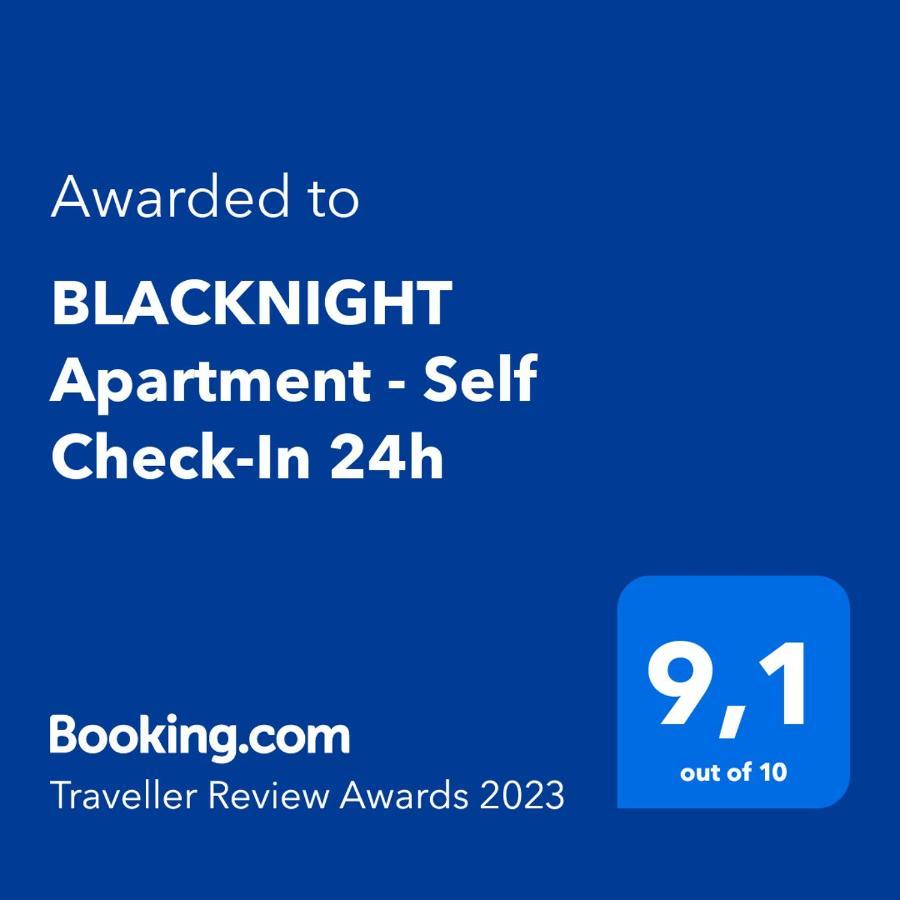 Blacknight Apartment - Self Check-In 24H วรอตซวาฟ ภายนอก รูปภาพ