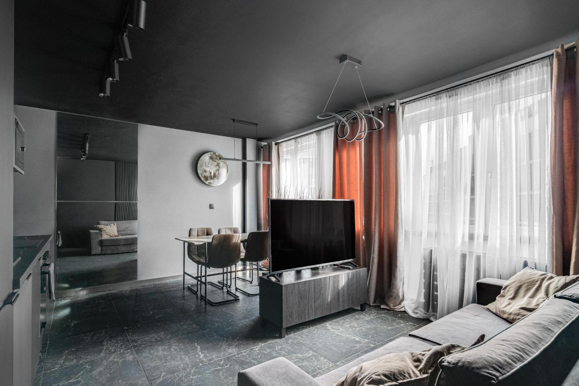 Blacknight Apartment - Self Check-In 24H วรอตซวาฟ ภายนอก รูปภาพ